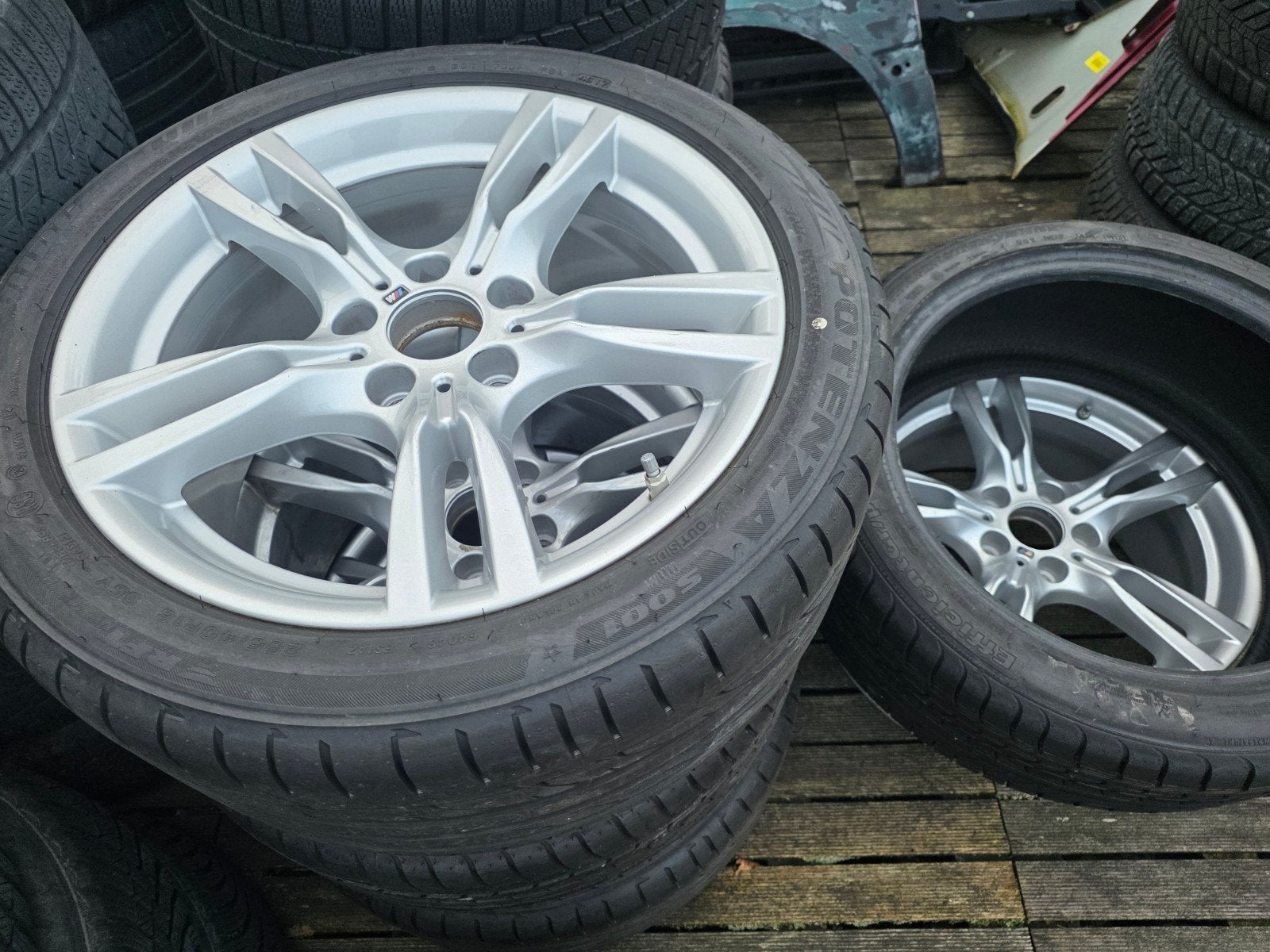 Jantes originales BMW F30 pack M, Enlèvement, Pneu(s)