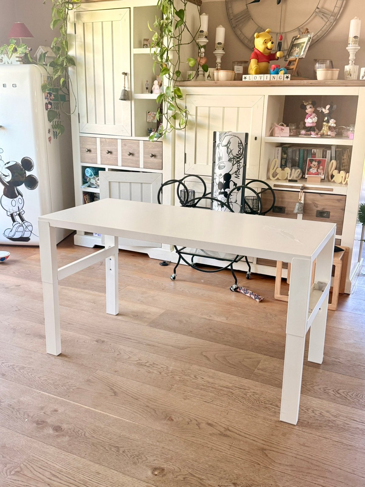 Bureau ajustable IKEA 1m28 par 58, Enfants & Bébés, Chambre d'enfant | Tables & Chaises, Comme neuf, Enlèvement