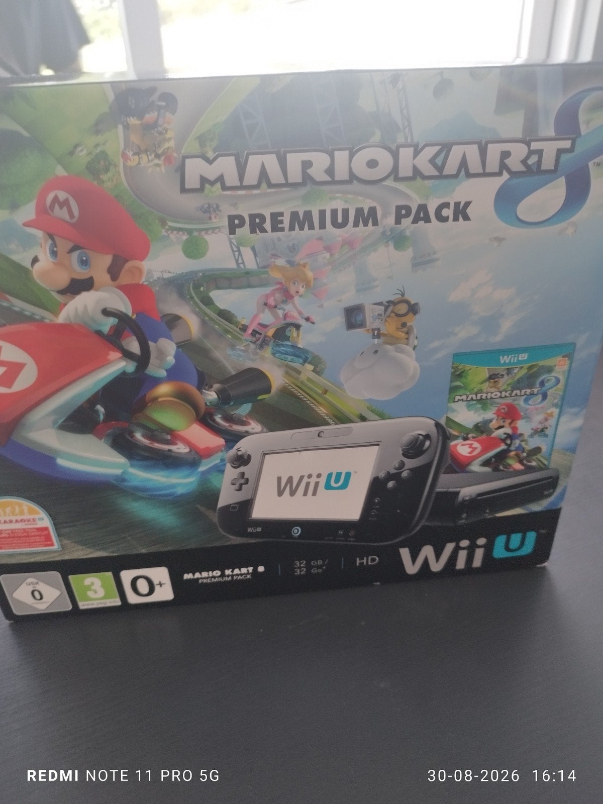 te koop, Ophalen of Verzenden, Zo goed als nieuw, Met 2 controllers, Met games
