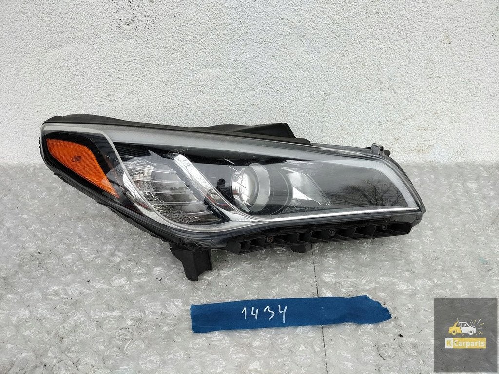 92102-C2000, Phare droit pour Hyundai Sonata USA, Heolleung-ro 12
06797  Seoul, Info@hyundai.com, Utilisé, Hyundai