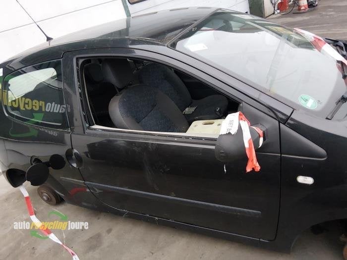 Portière 2portes droite d'un Renault Twingo (NV676), -, Renault, -, 3 mois de garantie