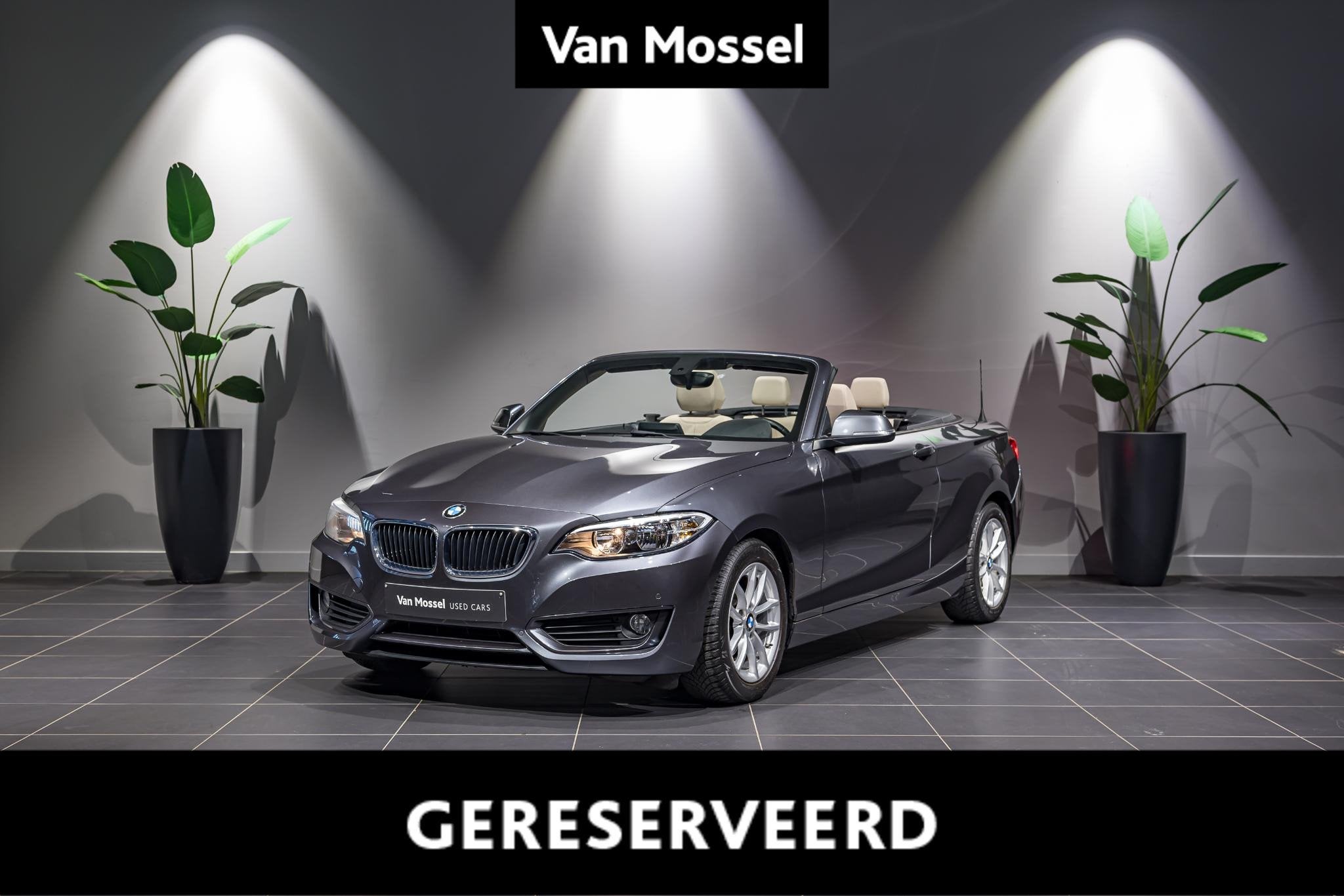BMW 2-serie Cabrio 218i PDC | LEDER, Auto's, 4 zetels, Gebruikt, Euro 6, 124 g/km