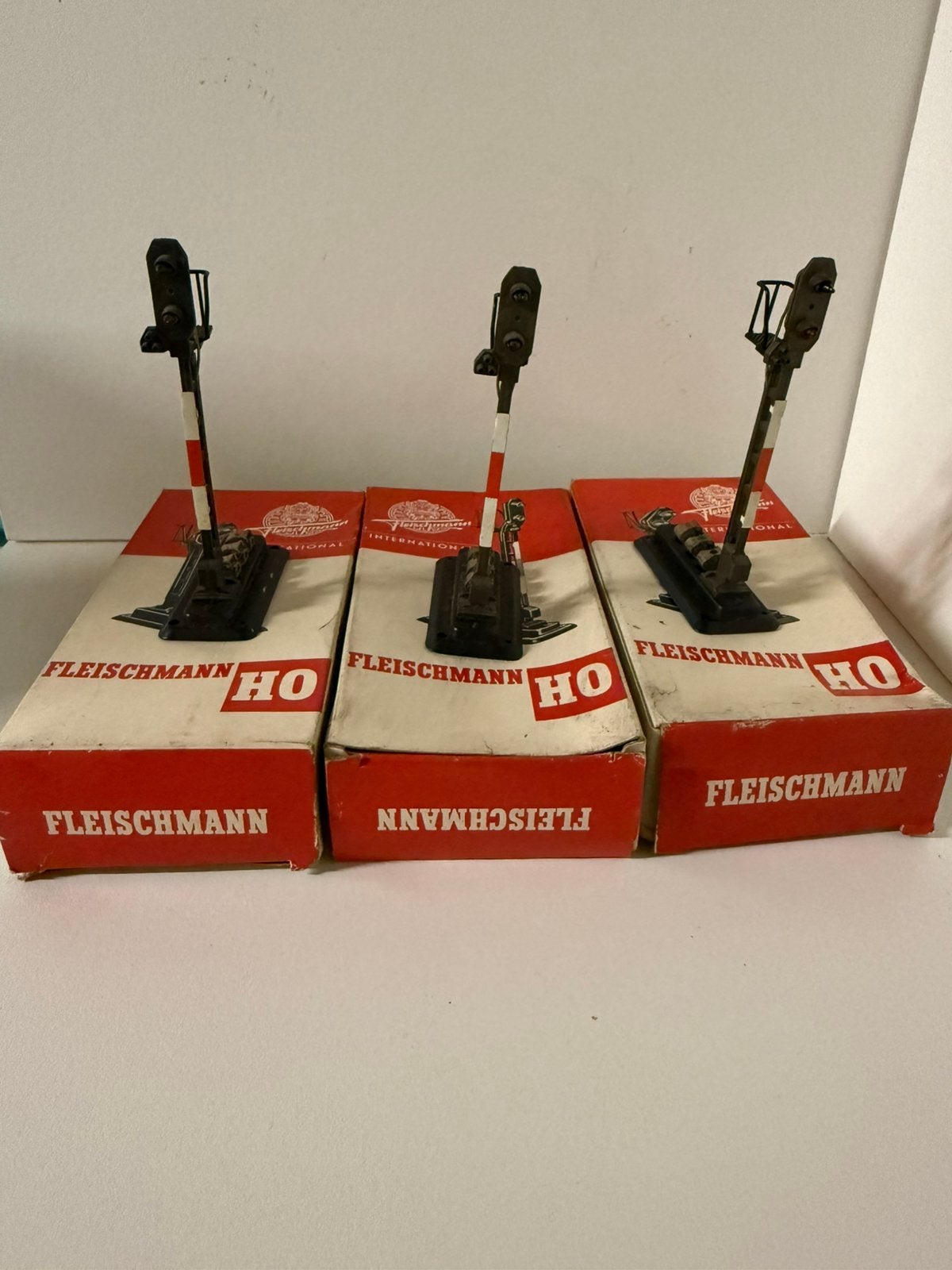 3  Fleischmann 6225 (signal lumineux principal), Hobby & Loisirs créatifs, Trains miniatures | HO, Enlèvement ou Envoi, Utilisé