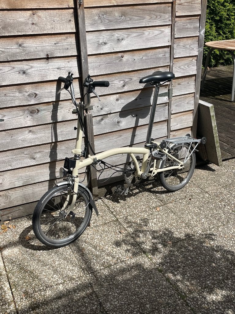 Brompton vouwfiets met 6 versnellingen en draagrek, Ophalen, Gebruikt, Brompton, Velgrem