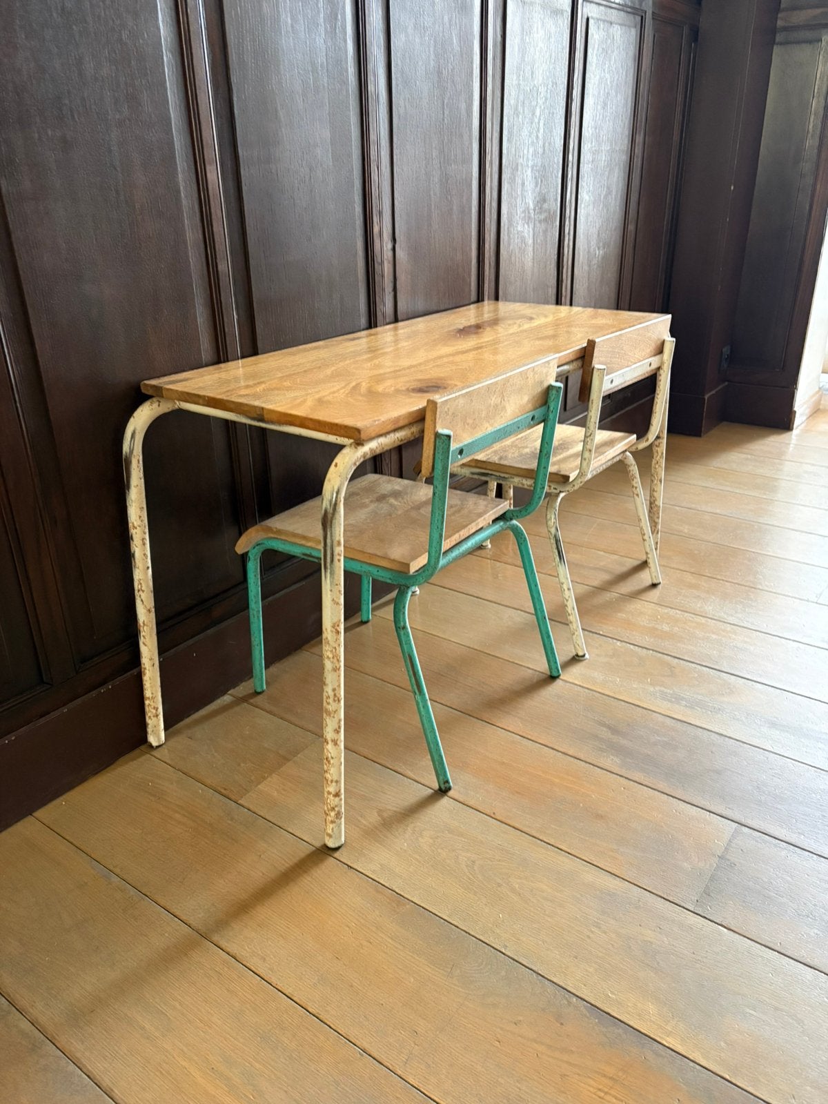 kindertafel met 2 stoelen, Ophalen, Zo goed als nieuw, Stoel(en)