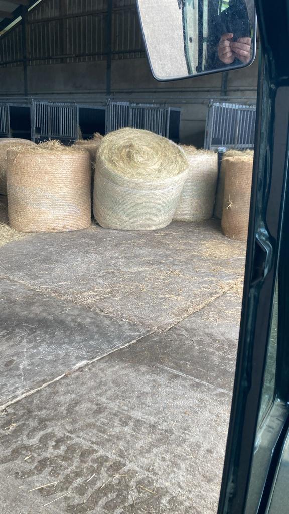 Hooi ronde balen, Dieren en Toebehoren, Ophalen