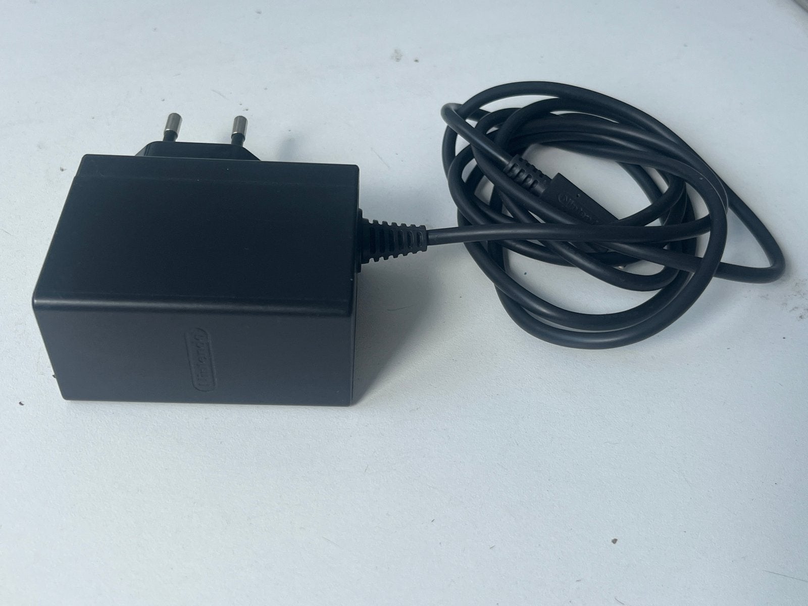 Chargeur officiel Nintendo Switch - Bloc secteur USB-C, Enlèvement ou Envoi, Comme neuf, Switch