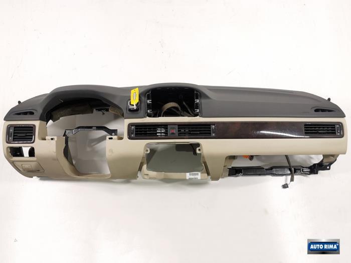 Tableau de bord d'un Volvo V70, -, 3 mois de garantie, -, -