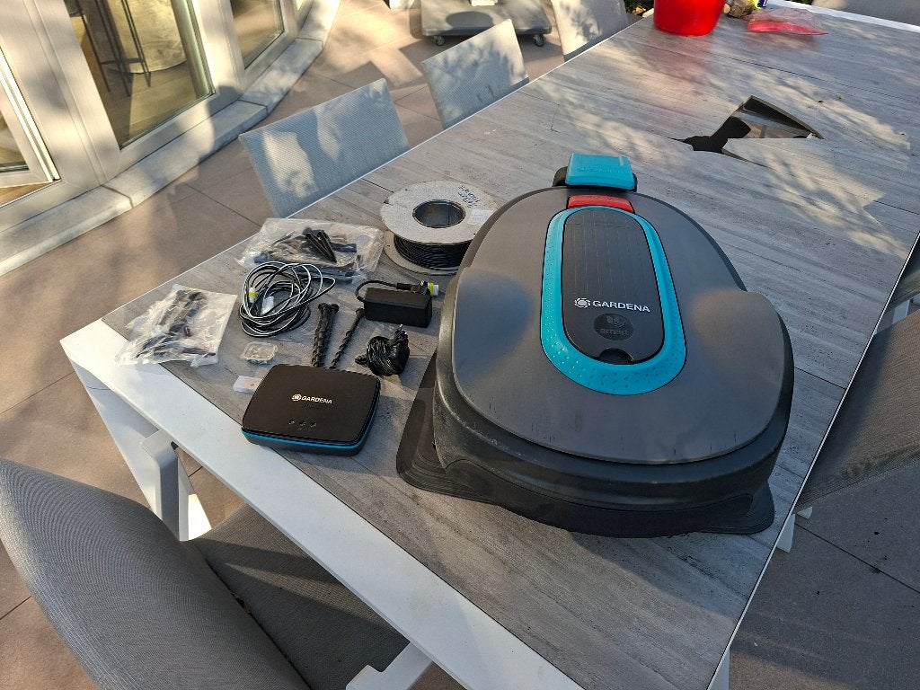 Gardena Smart Sileno Life 750 m², Tuin en Terras, Ophalen of Verzenden, Gebruikt, Minder dan 20 cm, Met regensensor