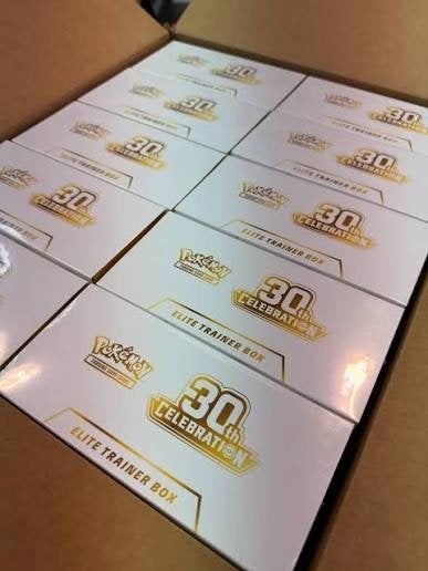 Étui ouvert ETB pour la 30e célébration, Enlèvement ou Envoi