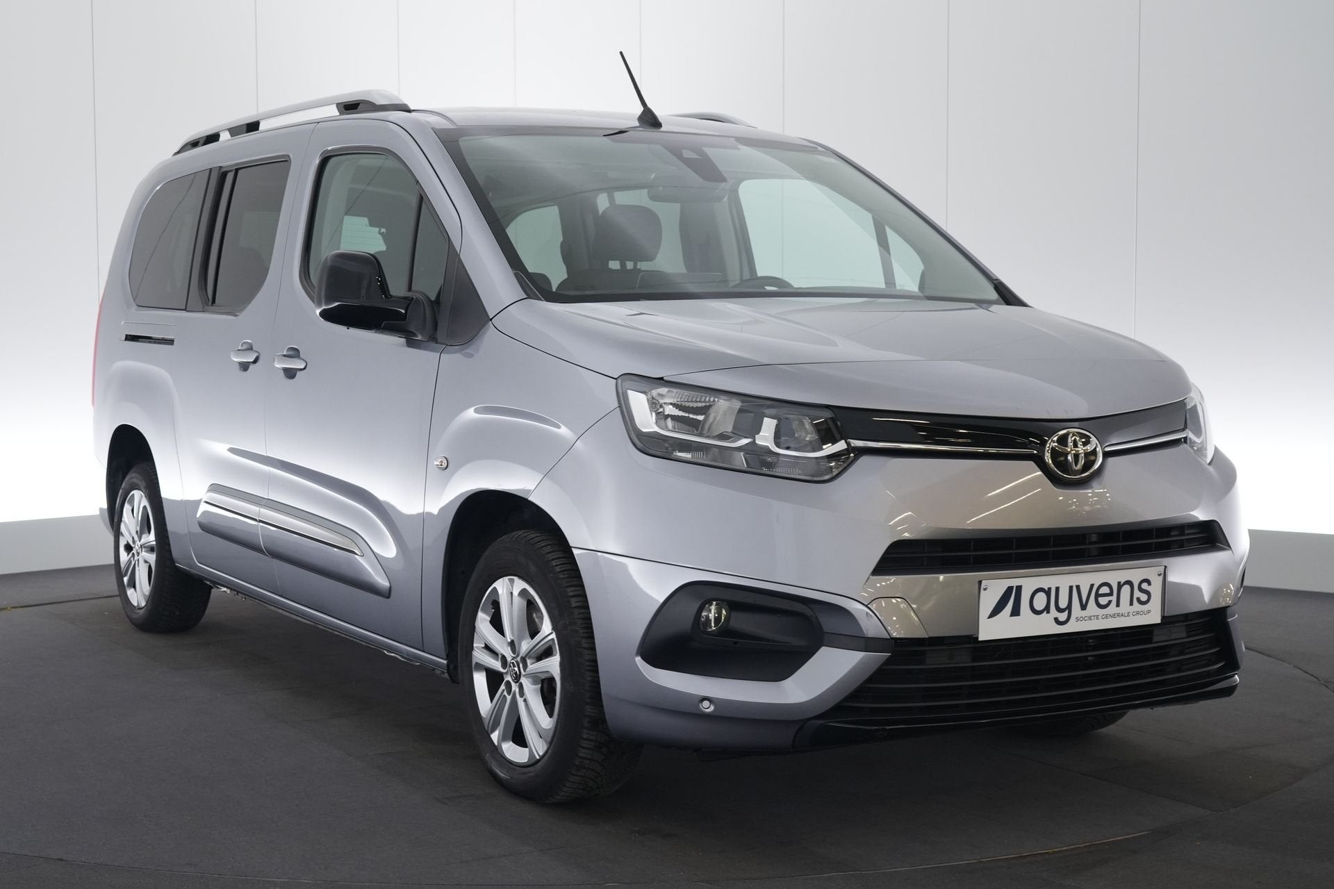 (2CMZ765) TOYOTA PROACE CITY VERSO, Autos, Argent ou Gris, Achat, Euro 6, Entreprise