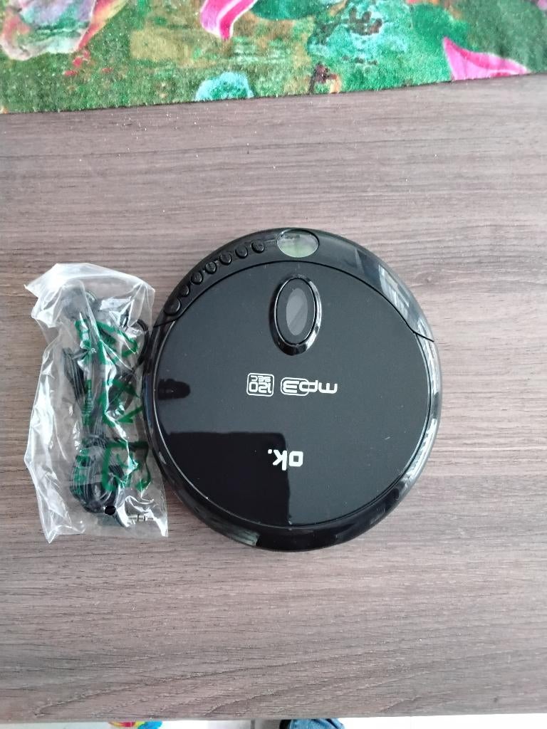 Cd speler met oortjes nieuw 10 euro, TV, Hi-fi & Vidéo, Lecteurs CD, Enlèvement, Neuf, Autres marques, Portable