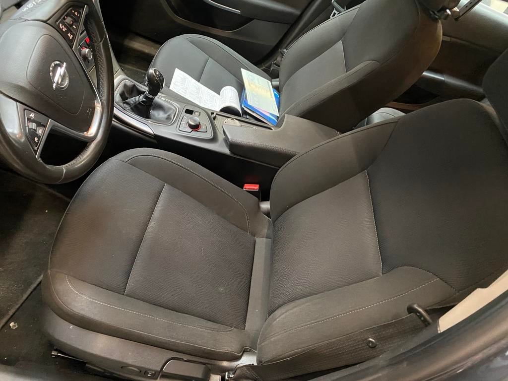 Te koop OPEL INSIGNA, Autos, Euro 5, Achat, 5 portes, 96 kW