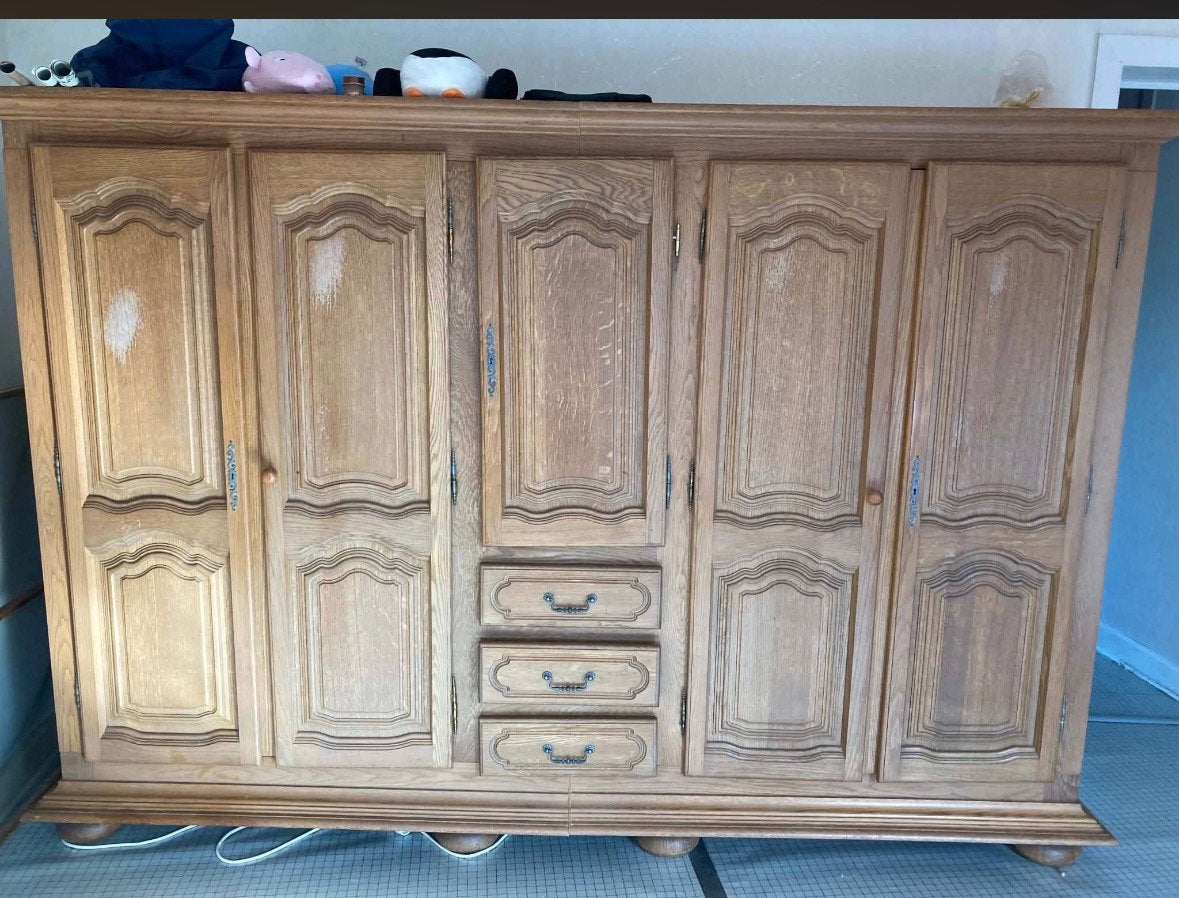 Garde robe 5 portes a DONNER, Maison & Meubles, Armoires | Penderies & Garde-robes, Enlèvement, Chêne