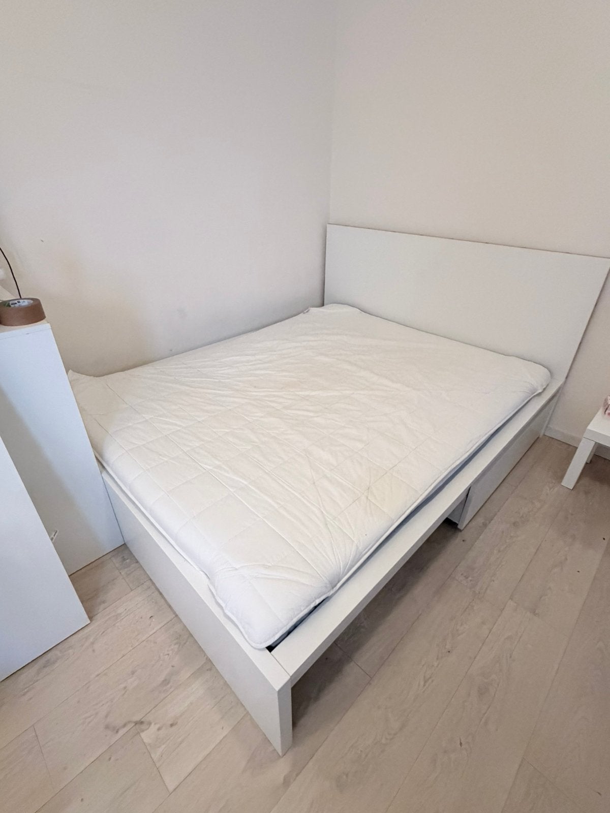 Ikea Malm Bed, Huis en Inrichting, Slaapkamer | Bedden, Ophalen, Wit, Tweepersoons, Zo goed als nieuw