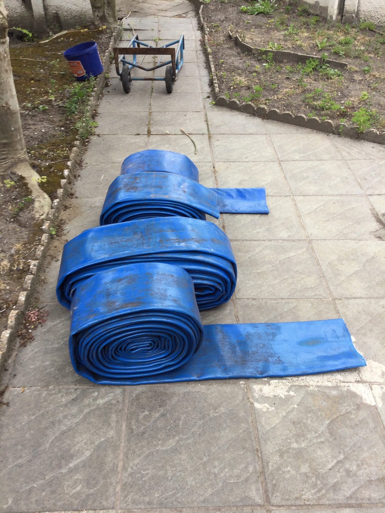 Tuyaux 24 cm — Largeur faite offre, Jardin & Terrasse, Enlèvement, Utilisé, Tuyau d'arrosage