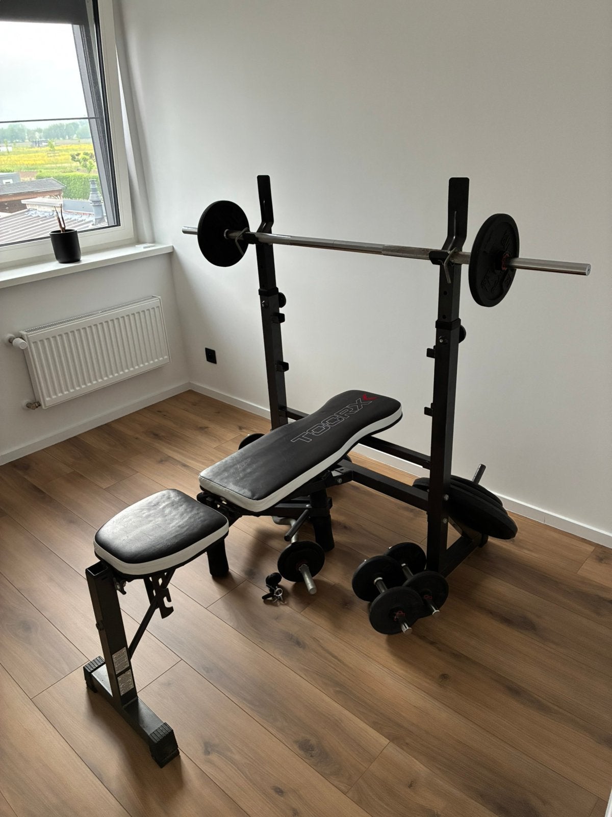 Fitnessbank incl toebehoren, Ophalen, Zo goed als nieuw