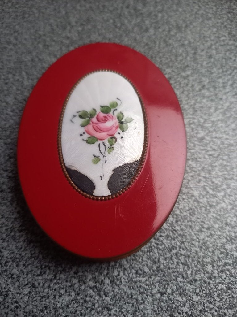 ancienne boîte à poudre, Enlèvement ou Envoi