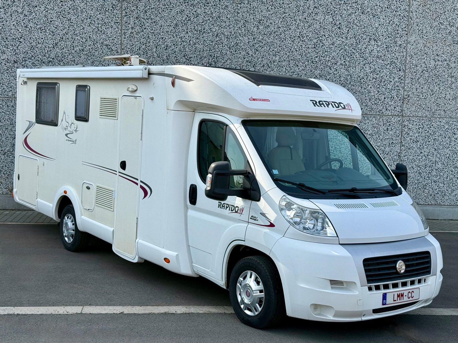 RAPIDO 691 F AUTOMATIQUE, Jusqu'à 4, Fiat, Diesel, Automatique