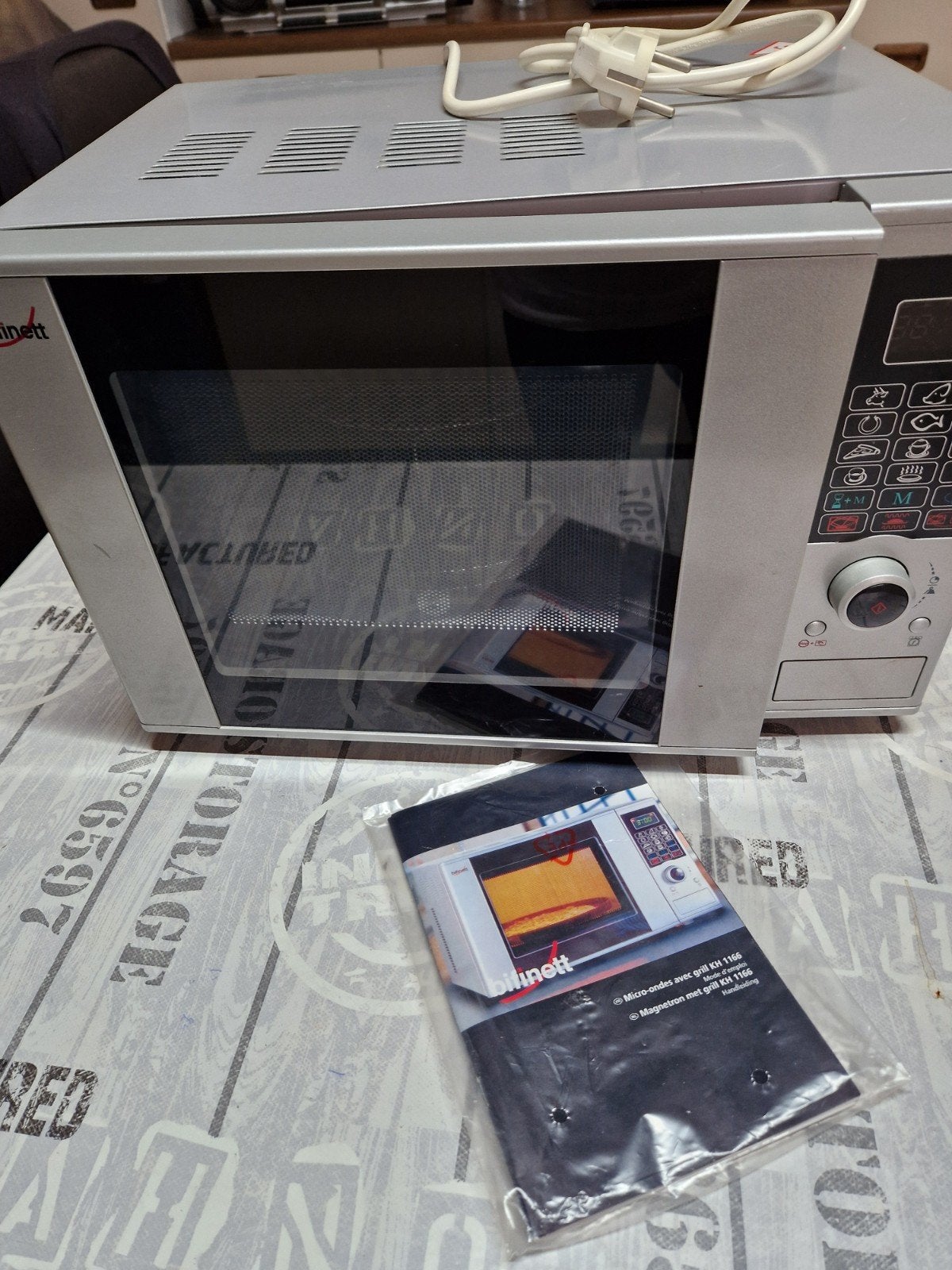Nieuwe micro oven grill en bakken redelijk zwaar, Ophalen of Verzenden, Oven