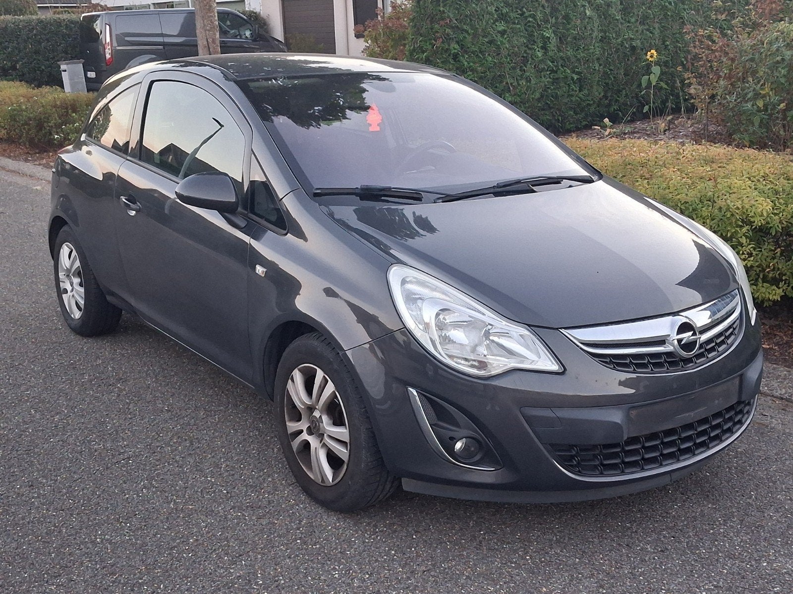 opel corsa 1.2benzine reeds gekeurd voor verkoop voor 2jaar, Auto's, Particulier, Corsa, Elektrische ramen, Te koop