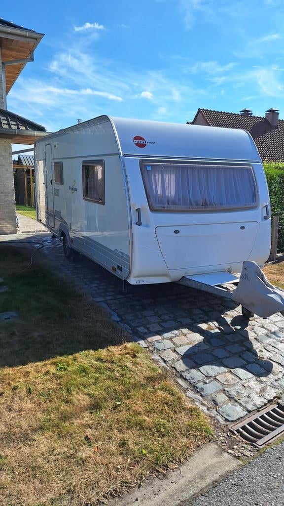 Caravan BURSTNER 490 TK 6 persoons BJ2004, Caravans en Kamperen, Caravans, Disselslot, Treinzit, Dwarsbed, Particulier