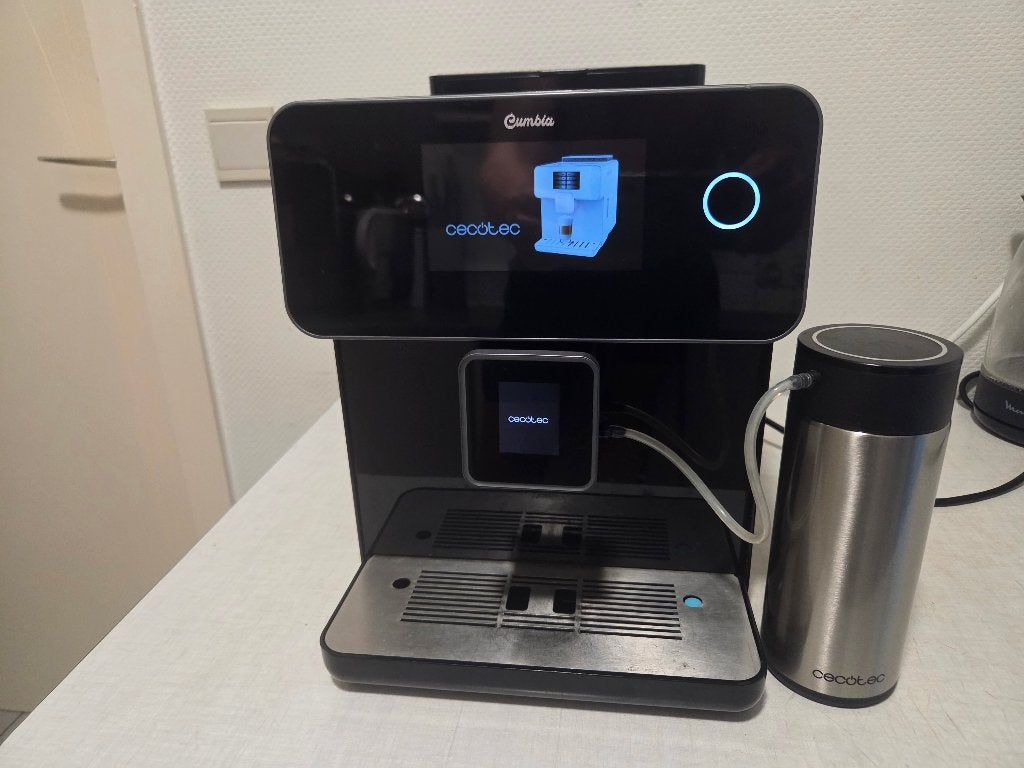 Koffiezetapparaat Cumbia Cecotec 8000 touch, Ophalen, 10 kopjes of meer, Koffiemachine, Zo goed als nieuw