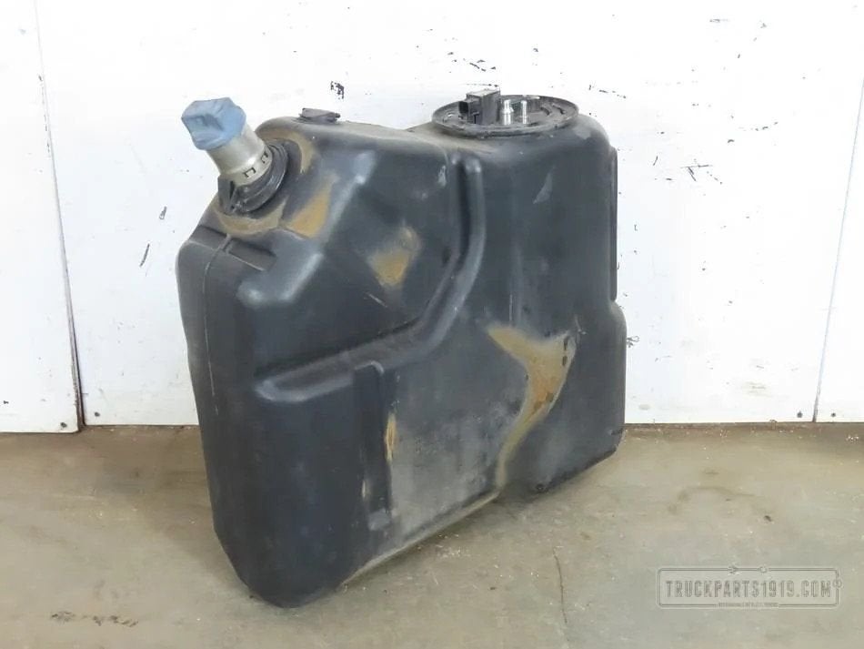 Mercedes-Benz Exhaust System AdBlue tank 60L MB MP4, Ophalen, Gebruikt