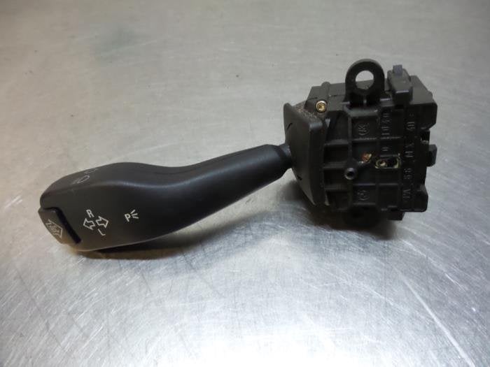 Commutateur feu clignotant d'un BMW 3-Serie (3-Serie 98-), -, 3 mois de garantie, Utilisé, -