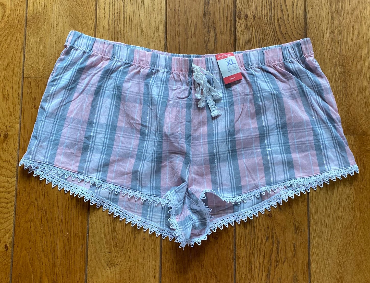 Nieuwe pyjama short dames maat XL, Kleding | Dames, Pyjama's, Ophalen of Verzenden, Nieuw, Maat 46/48 (XL) of groter