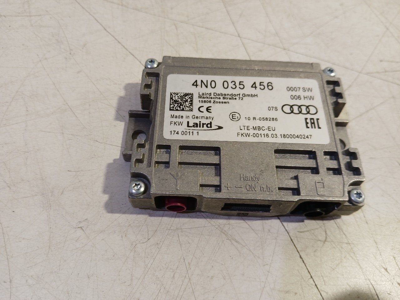 Antenne versterker Audi SQ5, Enlèvement ou Envoi, Van der Ven Autorecycling B.V., Onderdelen@venauto.nl, Ettenseweg 76, 4706 PB Roosendaal, The Netherlands