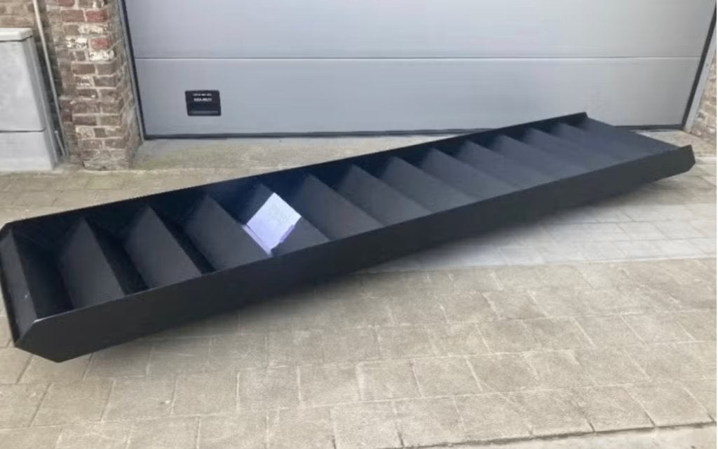 stalen/ metalen design trap, Doe-het-zelf en Bouw, Ladders en Trappen, Ophalen, Gebruikt, Trap