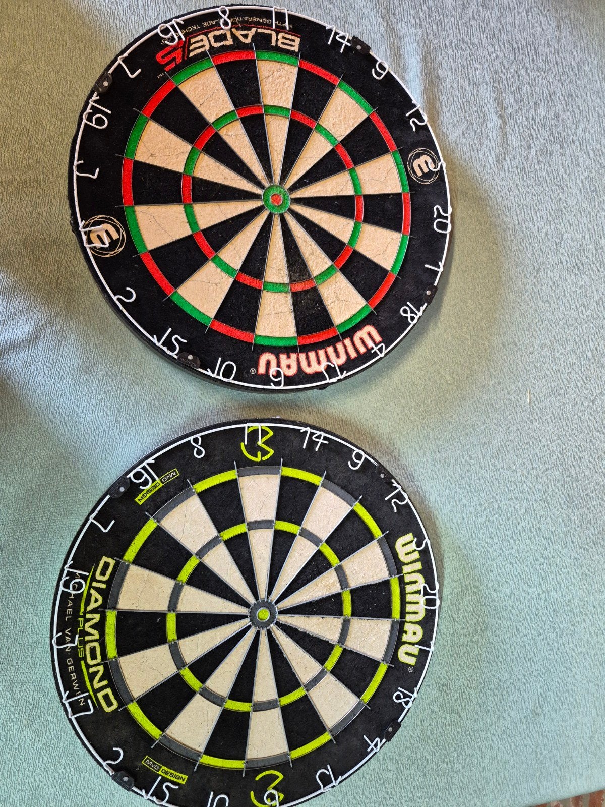 winmau Mvg winmau blade 5, Enlèvement, Comme neuf, Cible de fléchettes