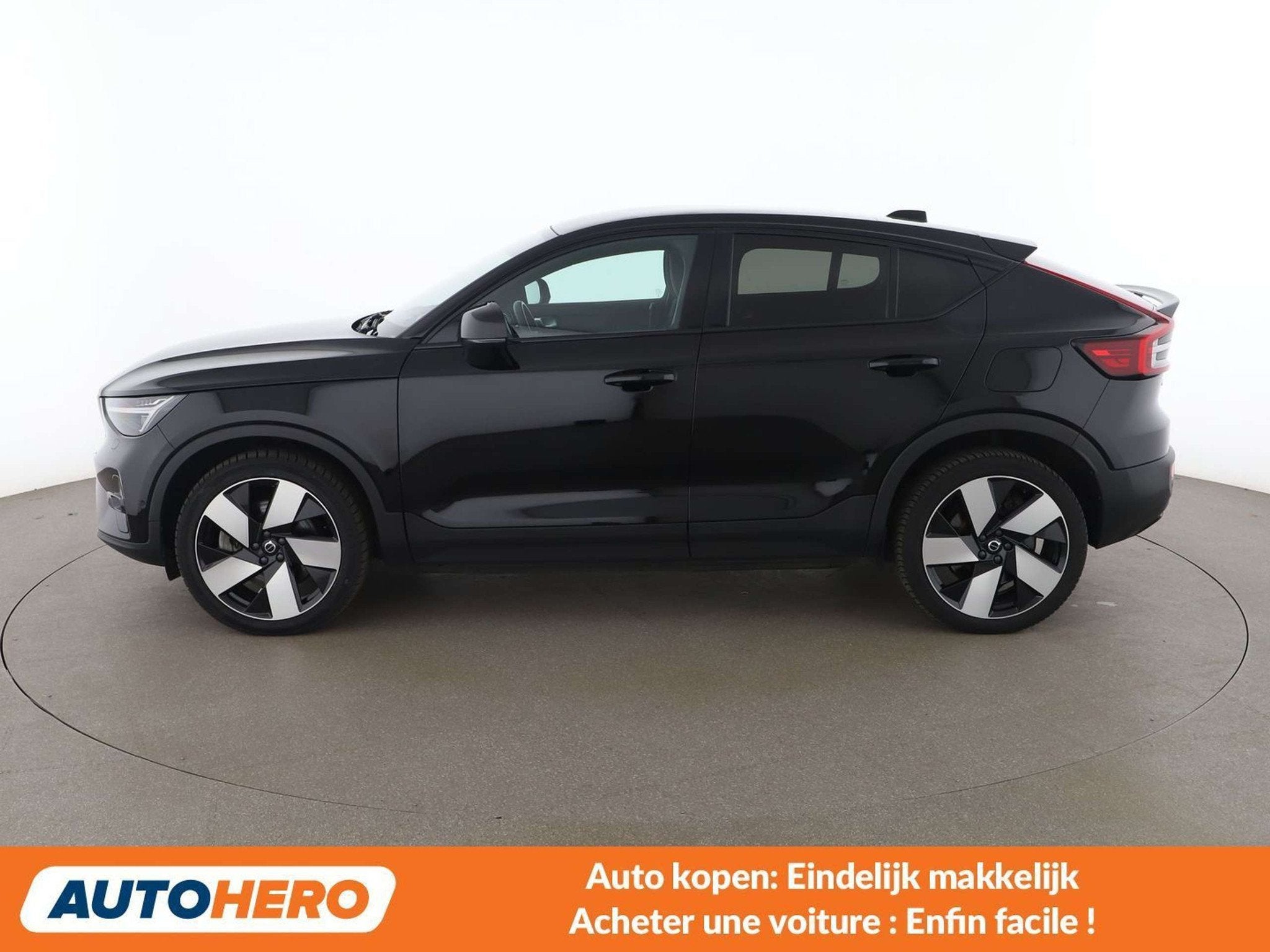 Volvo C40 Recharge Twin Pure 300 kW 1st Edition AWD, Autos, Alcantara, Noir, 5 portes, 5 places