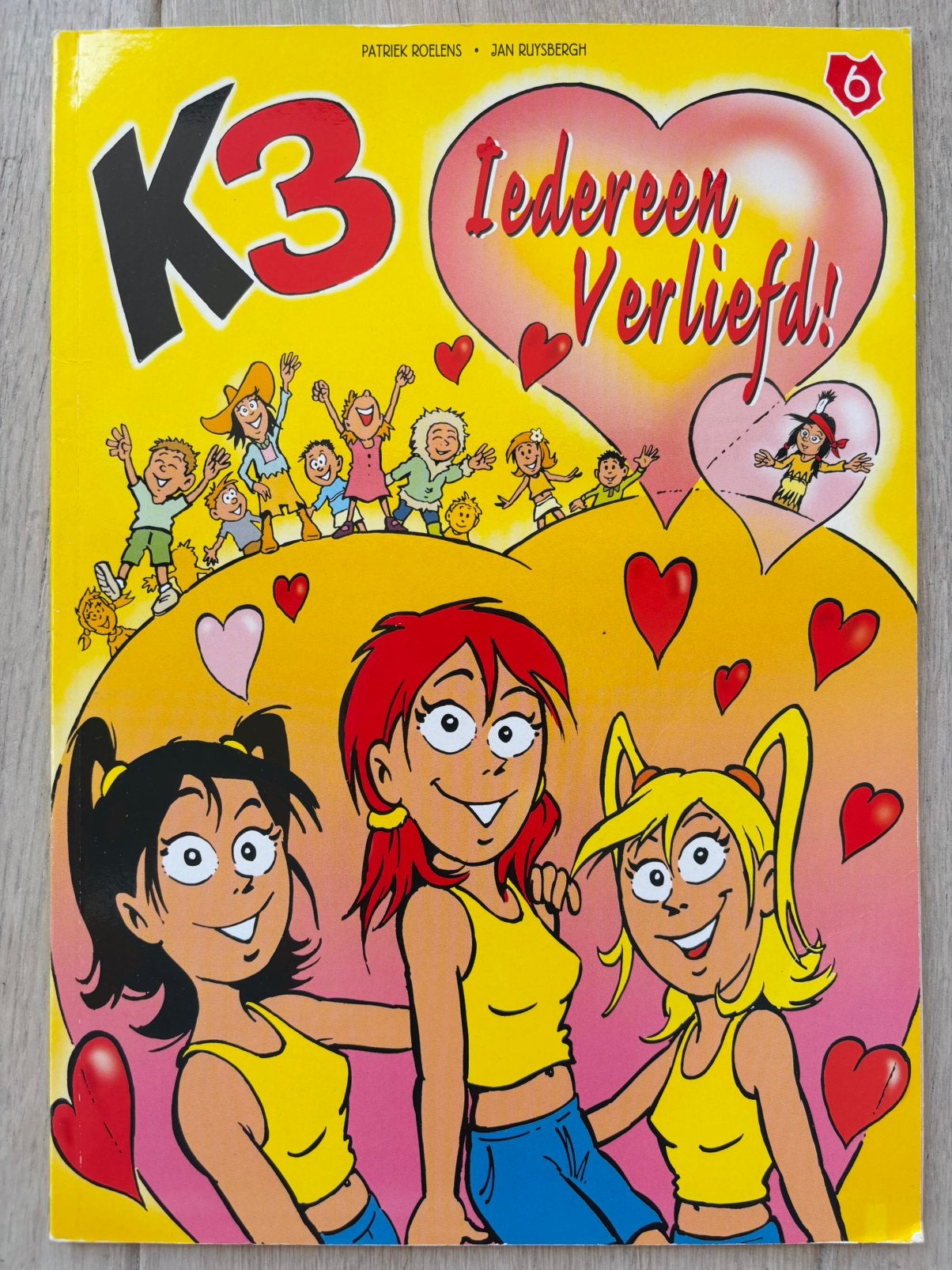 K3 strip - Iedereen verliefd (nr.6), Boeken, Stripverhalen, Ophalen of Verzenden, Gelezen