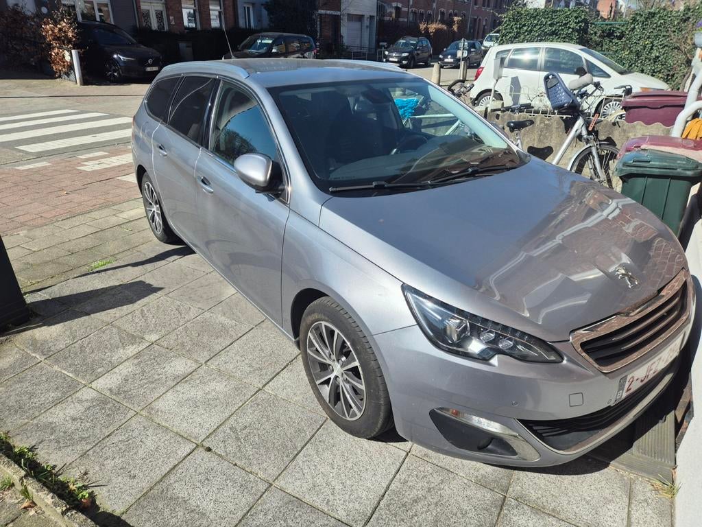 Peugeot 308, model van 2015, Benzine, 104000km, Autos, Achat, Euro 6, Boîte manuelle, 5 portes