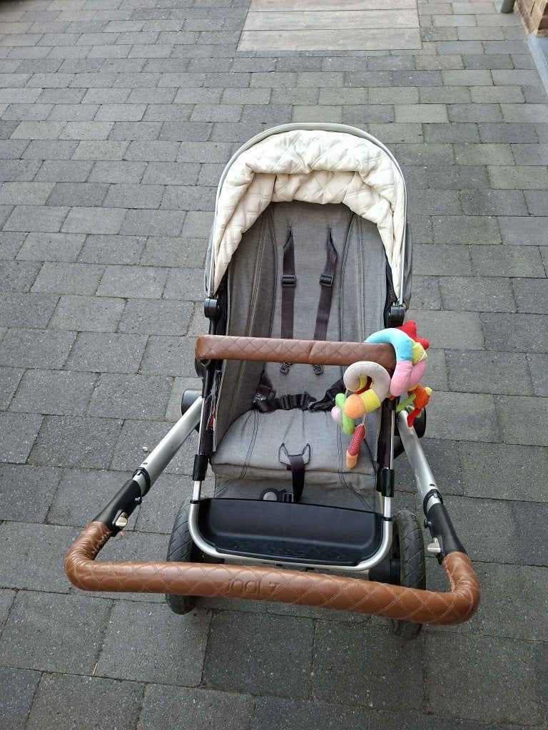 kinderwagen van joolz incl. diverse accessoires, Enfants & Bébés, Autres marques, Pneus, Enlèvement, Utilisé