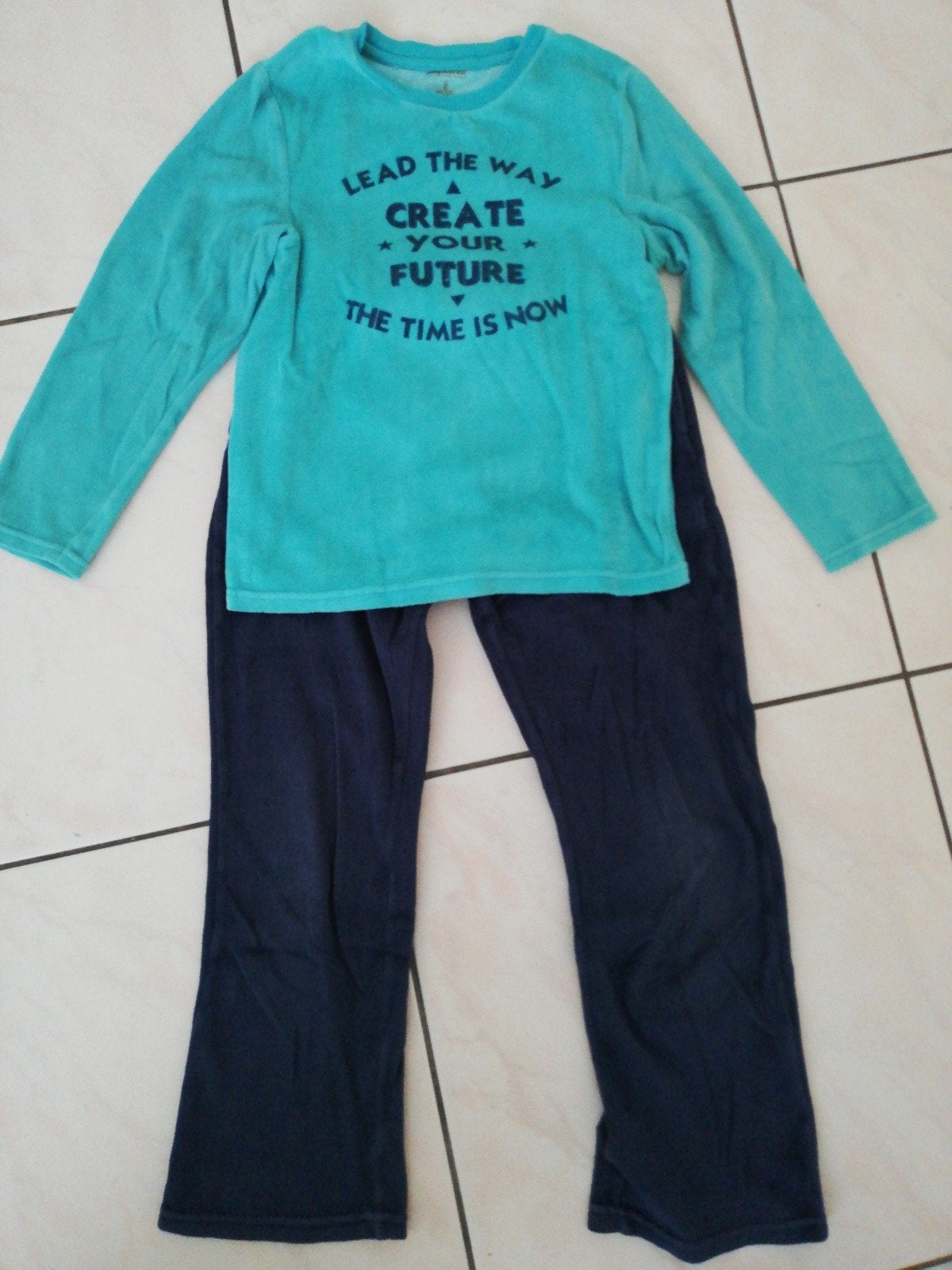 Pyjama en éponge bleu Orchestra 8 ans, Enfants & Bébés, Garçon ou Fille, Enlèvement ou Envoi, Vêtements de nuit ou Sous-vêtements