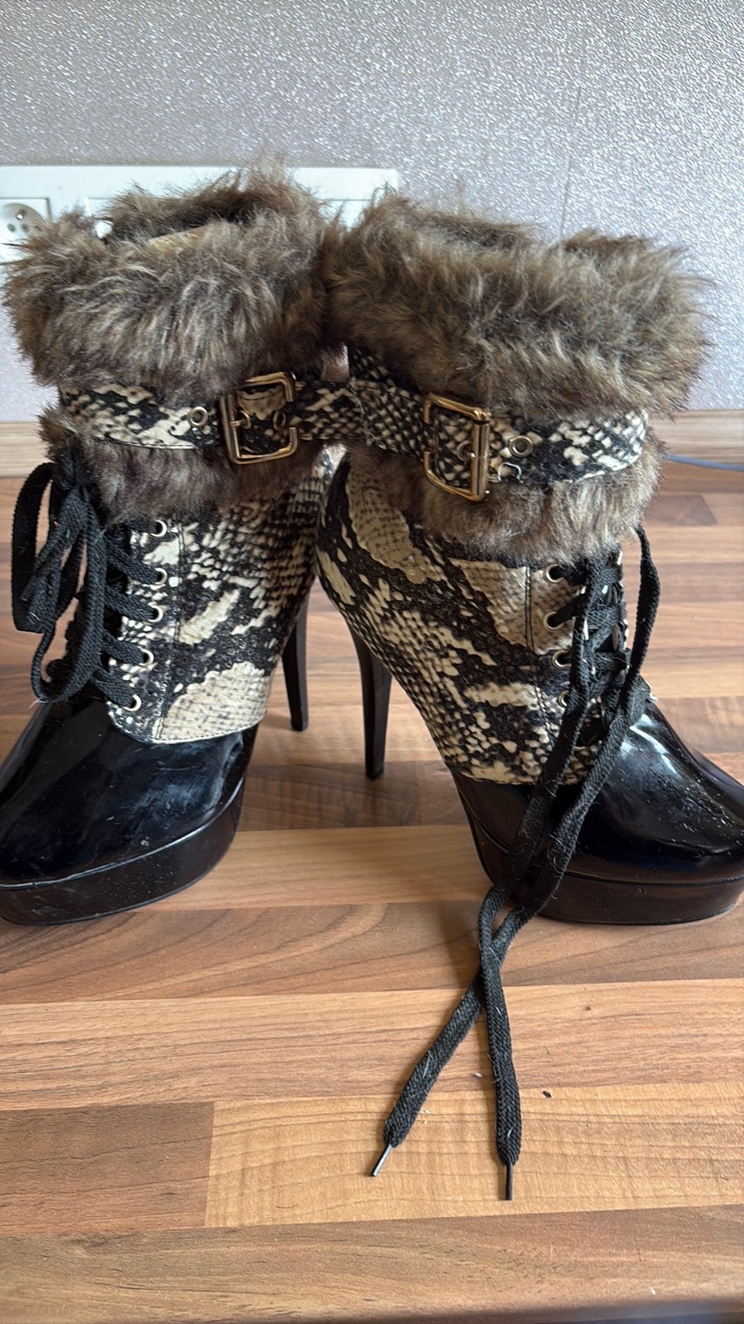 Bottines, Ophalen, Overige kleuren, Lage of Enkellaarzen, Zo goed als nieuw