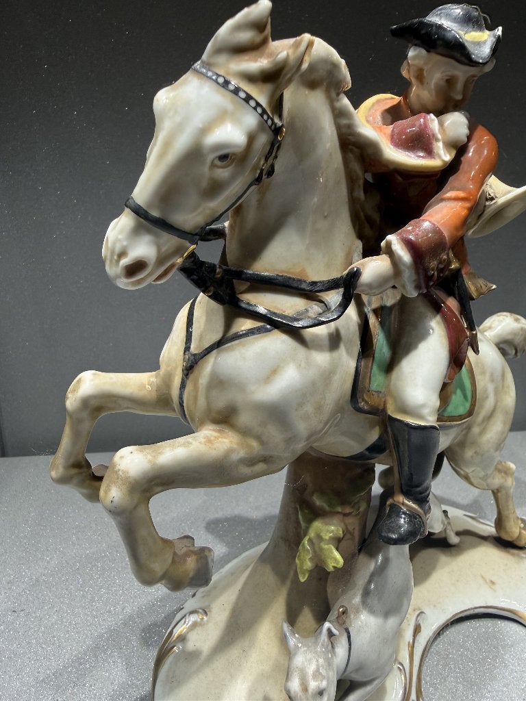 Antieke Porseleinen Jachtgroep – Jager te Paard met Windhond, Enlèvement ou Envoi