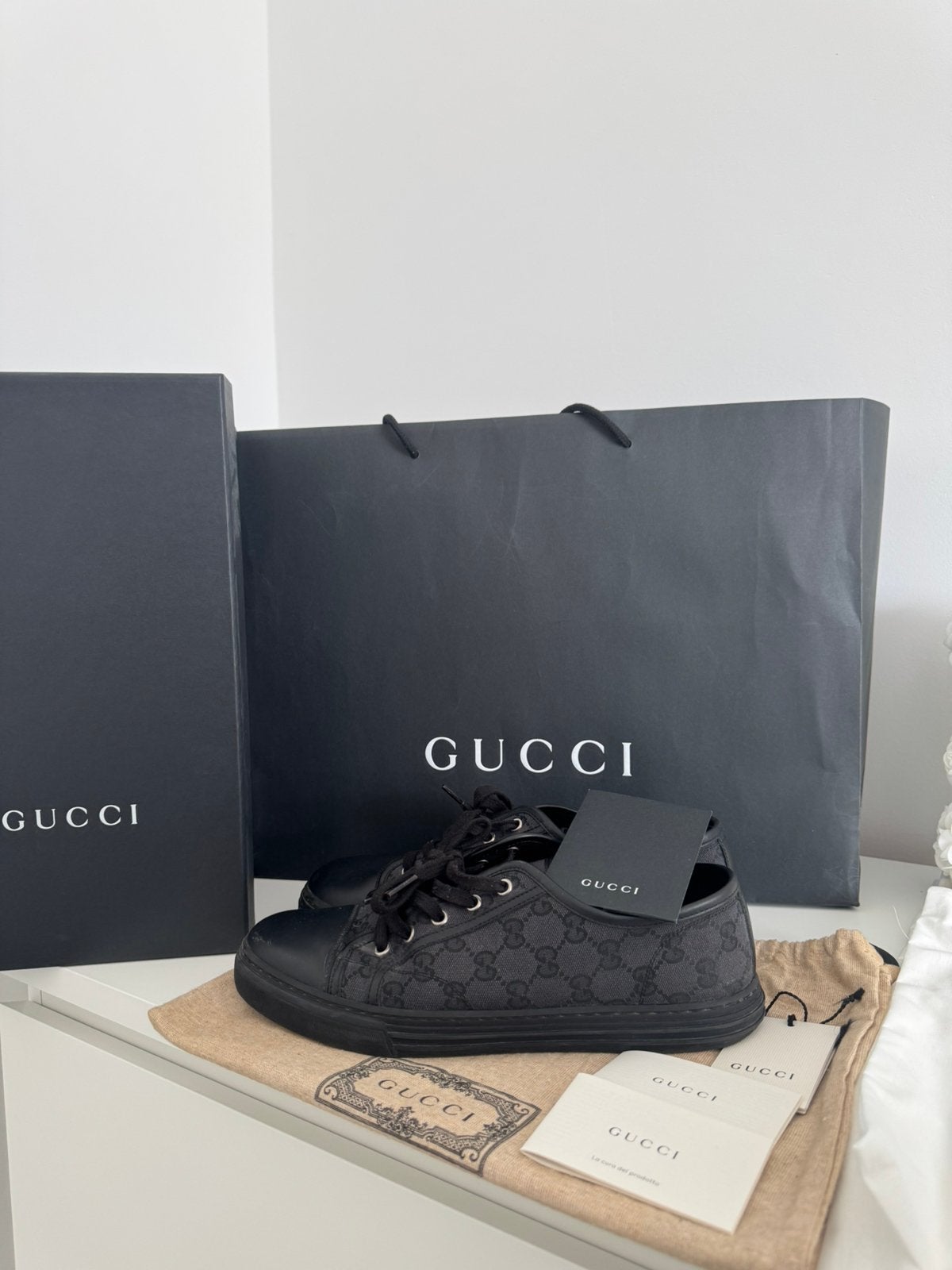 Gucci black taille 43, Enlèvement, Porté, Noir