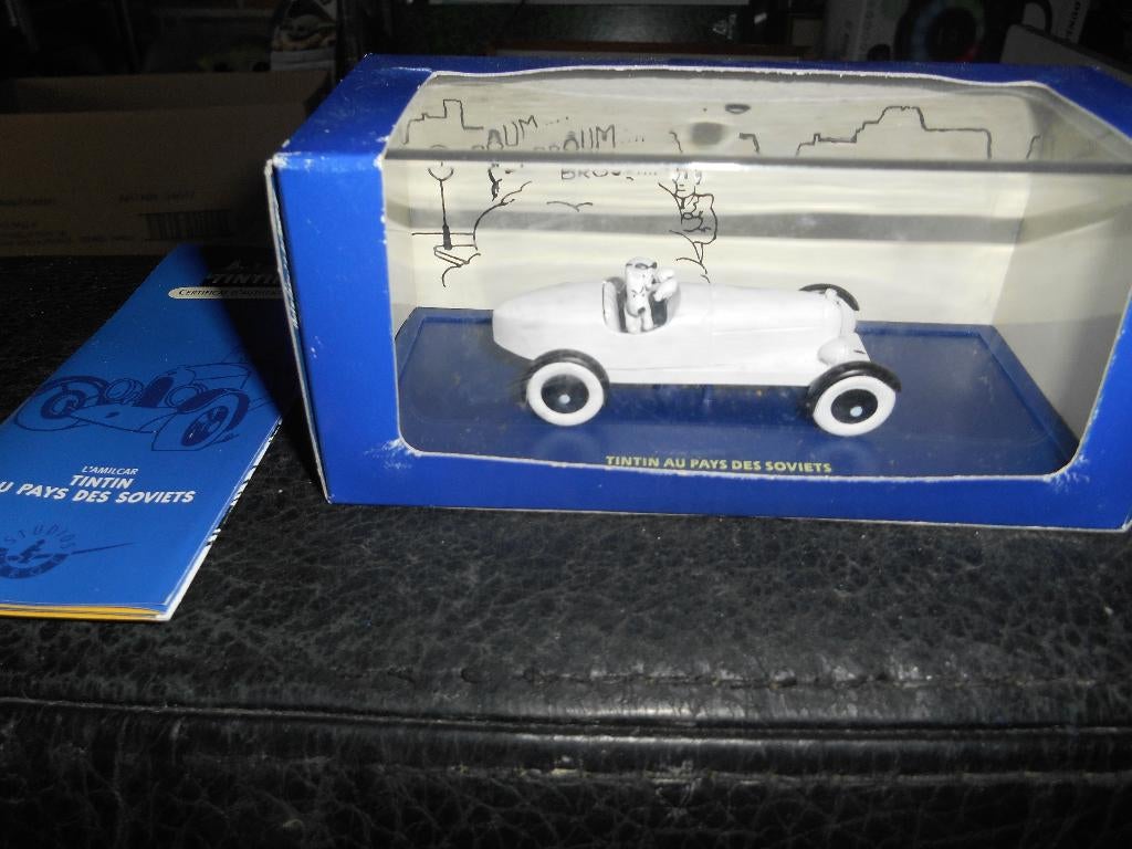 Voiture Tintin 70 avec certificat, Enlèvement ou Envoi, Tintin