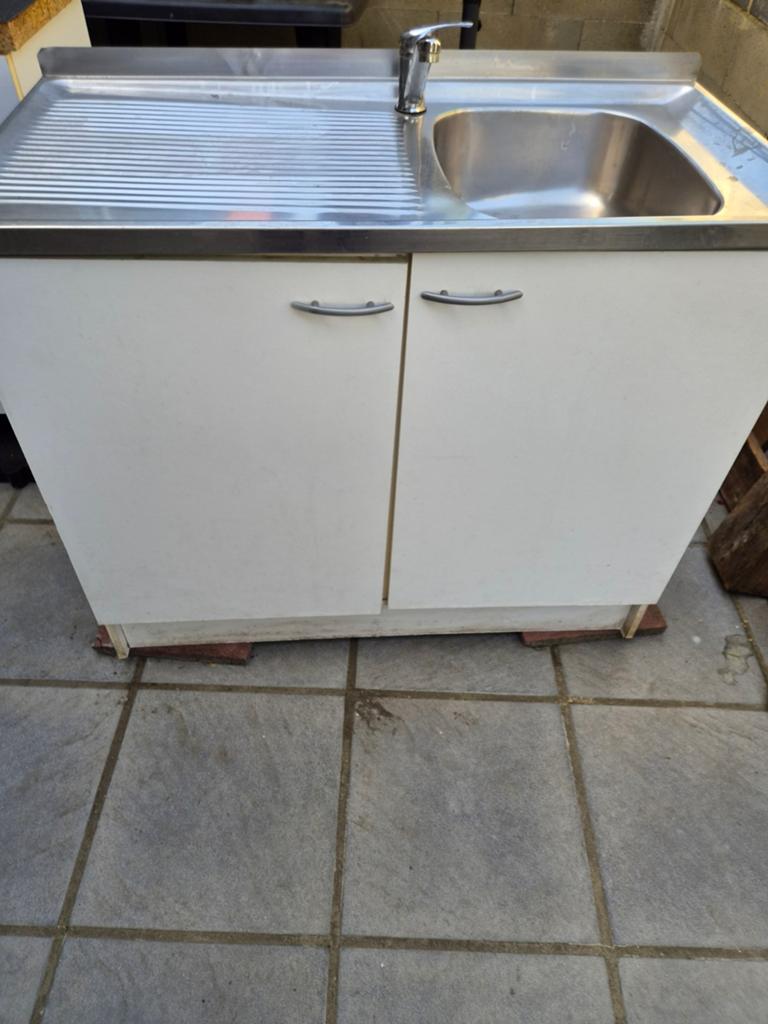 Meuble de cuisine avec évier et robinet, Maison & Meubles, Cuisine | Éléments de cuisine, 25 à 50 cm, Moins de 100 cm, Enlèvement