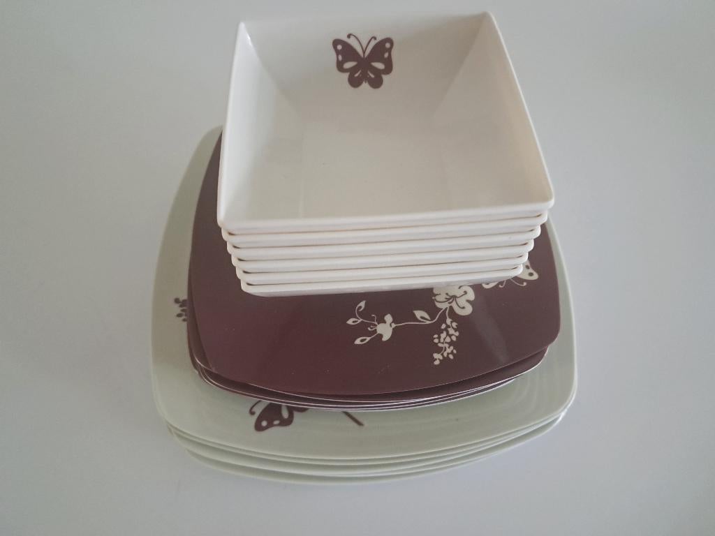plastic borden, Huis en Inrichting, Keuken | Servies, Ophalen, Overige materialen, Nieuw, Bord(en)