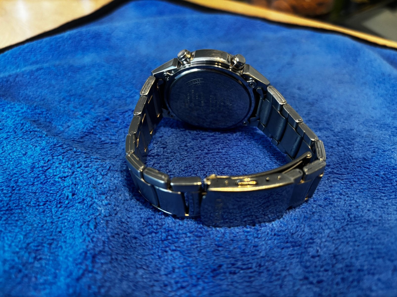 CASIO AMW703, Gebruikt, Staal, Polshorloge, Ophalen of Verzenden