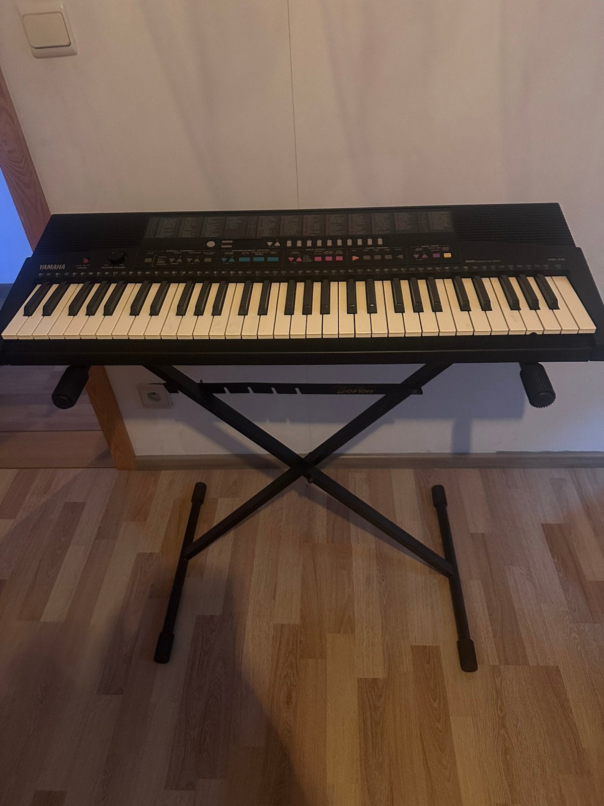 Yamaha psr 215, Muziek en Instrumenten, Keyboards, Ophalen, Zo goed als nieuw, 61 toetsen, Yamaha