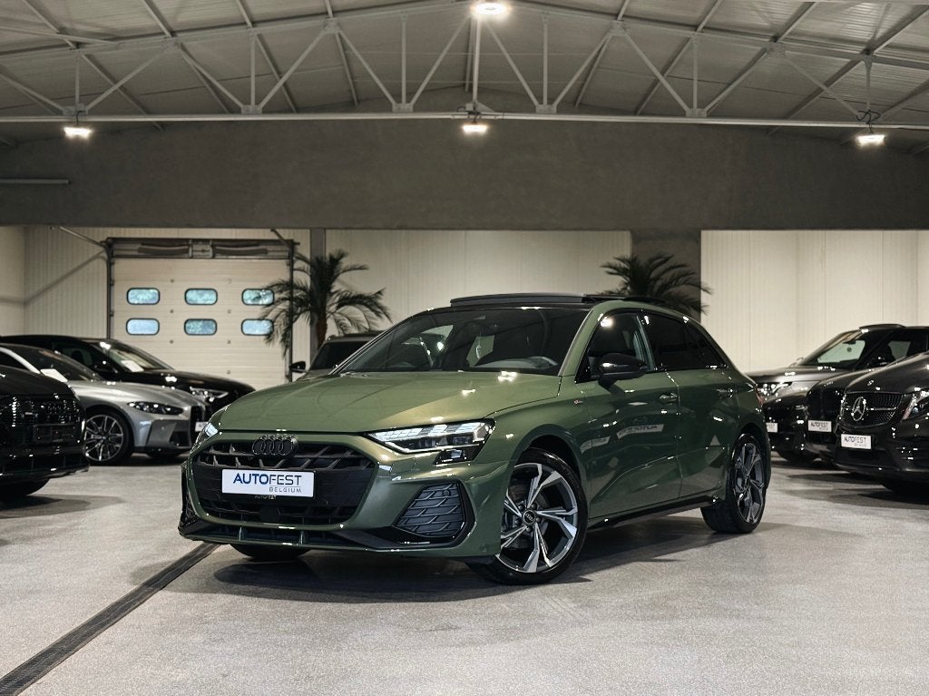 Audi A3 Sportback S-Line | District Green - Garantie, Autos, Cuir et Alcantara, Achat, Entreprise, Garantie prolongée