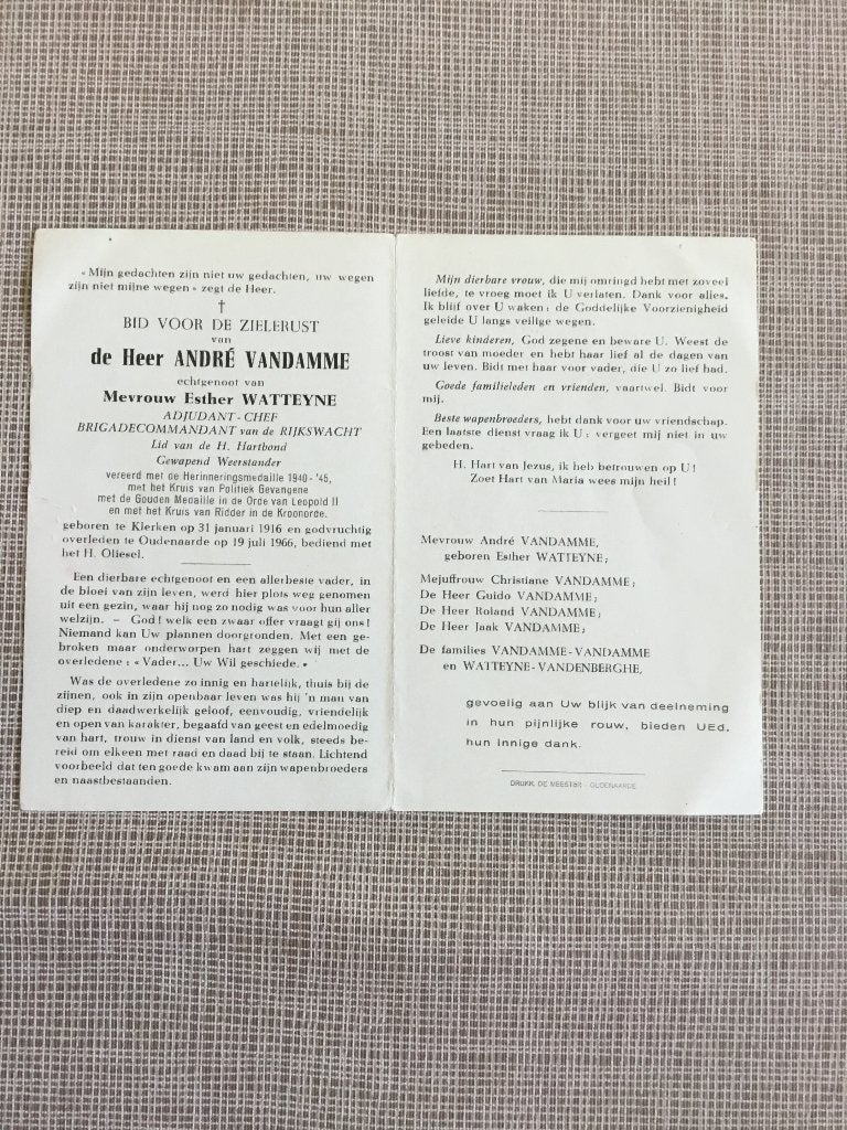 Rijkswachter Vandamme Klerken +Oudenaarde 1966. Watteyne, Verzamelen, Bidprentjes en Rouwkaarten, Verzenden, Bidprentje