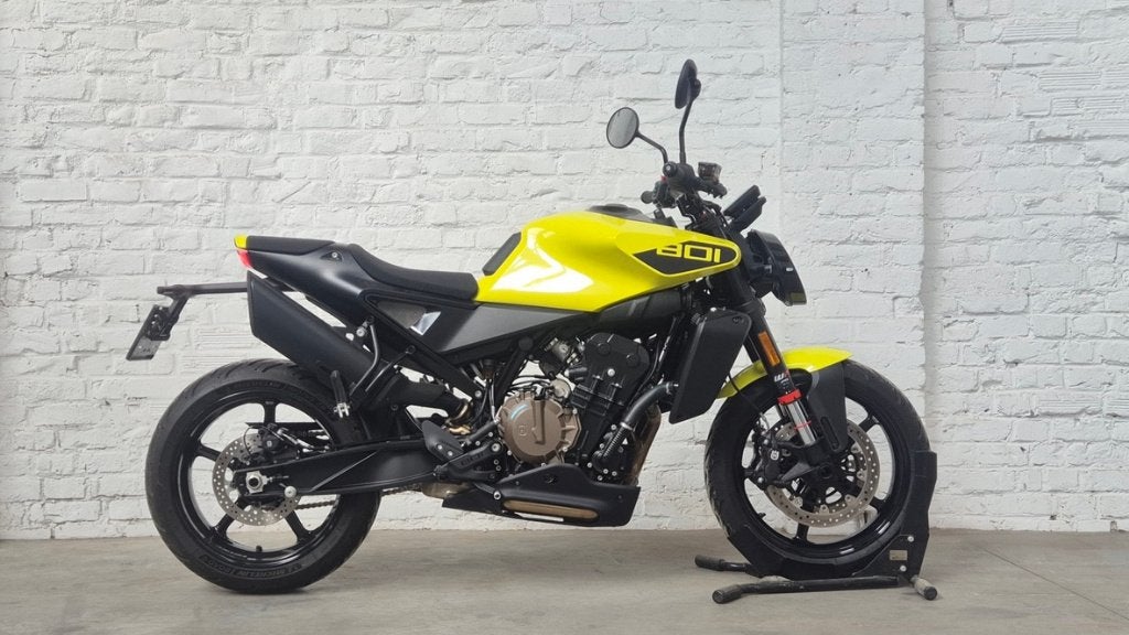 Husqvarna Vitpilen 801 2025 2500km Quickshifter @motomobilia, Permis Moto A, Entreprise, Occasion, Plus de 35 kW