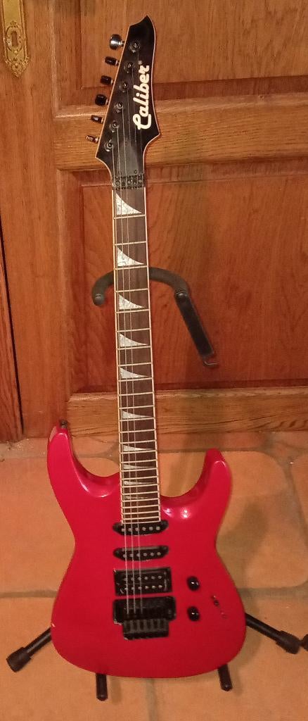 Hot stratocaster., Muziek en Instrumenten, Ophalen, Gebruikt, Solid body, Overige merken